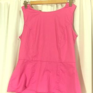 Pink fitted tank top